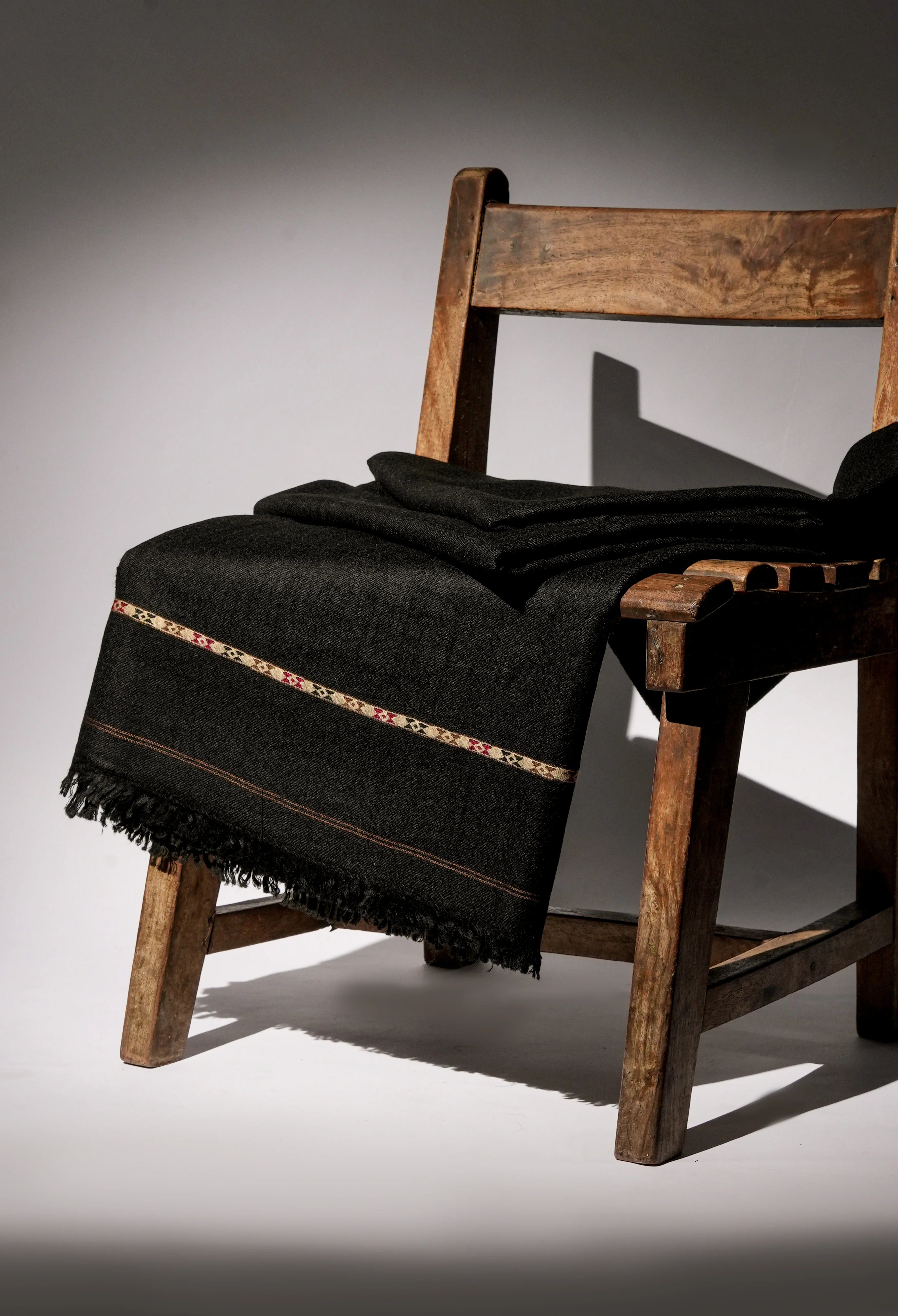 Zar Shawls – Pure Wool Shawl (Black Elegance)